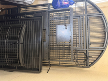 Large macaw cage 