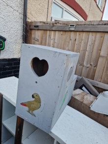 Nest boxes for big parrots 